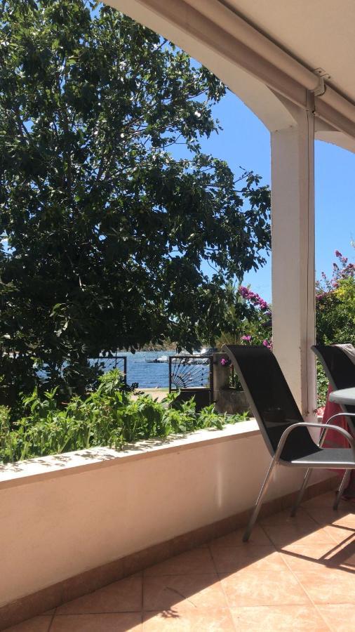 Holiday House Maja Podglavica Eksteriør billede